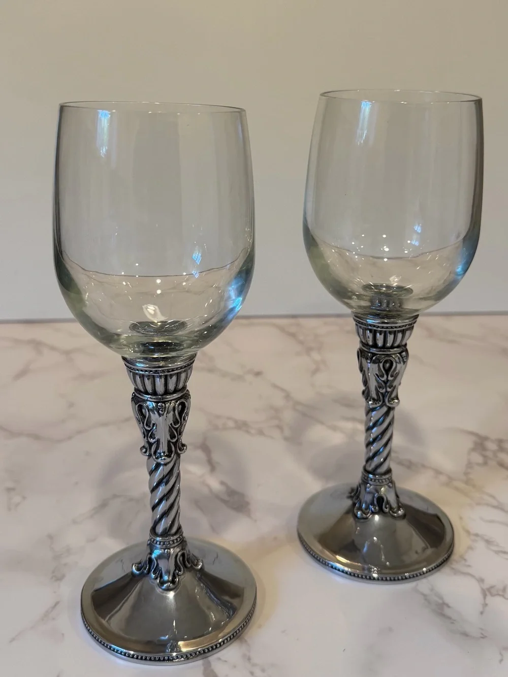 Brighton Celebration wine glasses goblet pair 8oz